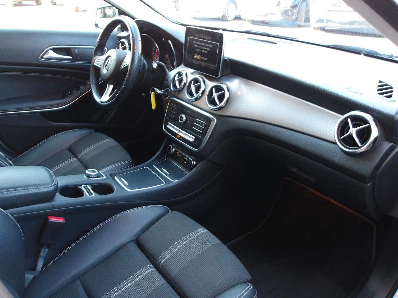 Mercedes GLA 200 d Premium auto