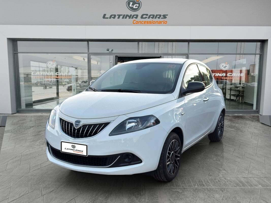 Lancia Ypsilon III 1.0 firefly hybrid Gold Plus 70cv Con TELECAMERA