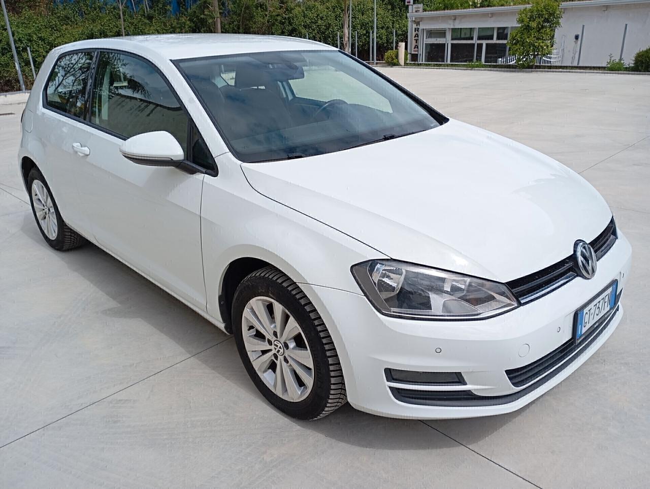 Volkswagen Golf 3P 1.6 TDI 90CV Comfortline BMT