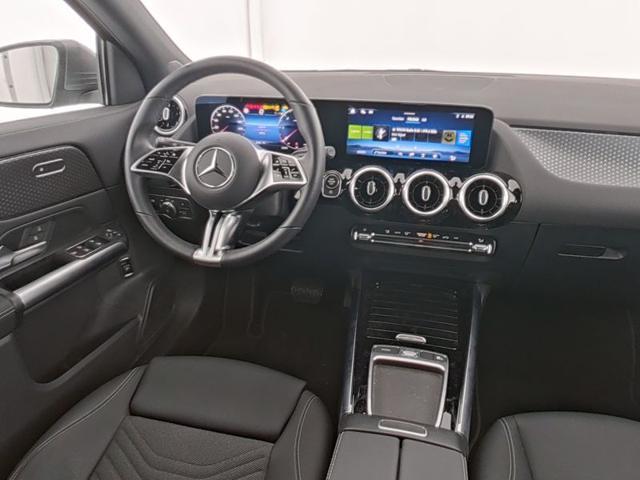 MERCEDES-BENZ GLA 180 d Automatic Progressive Advanced
