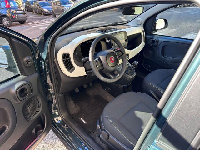 FIAT Panda 1.0 FireFly S&S Hybrid Pandina Cross-Navi-Carplay