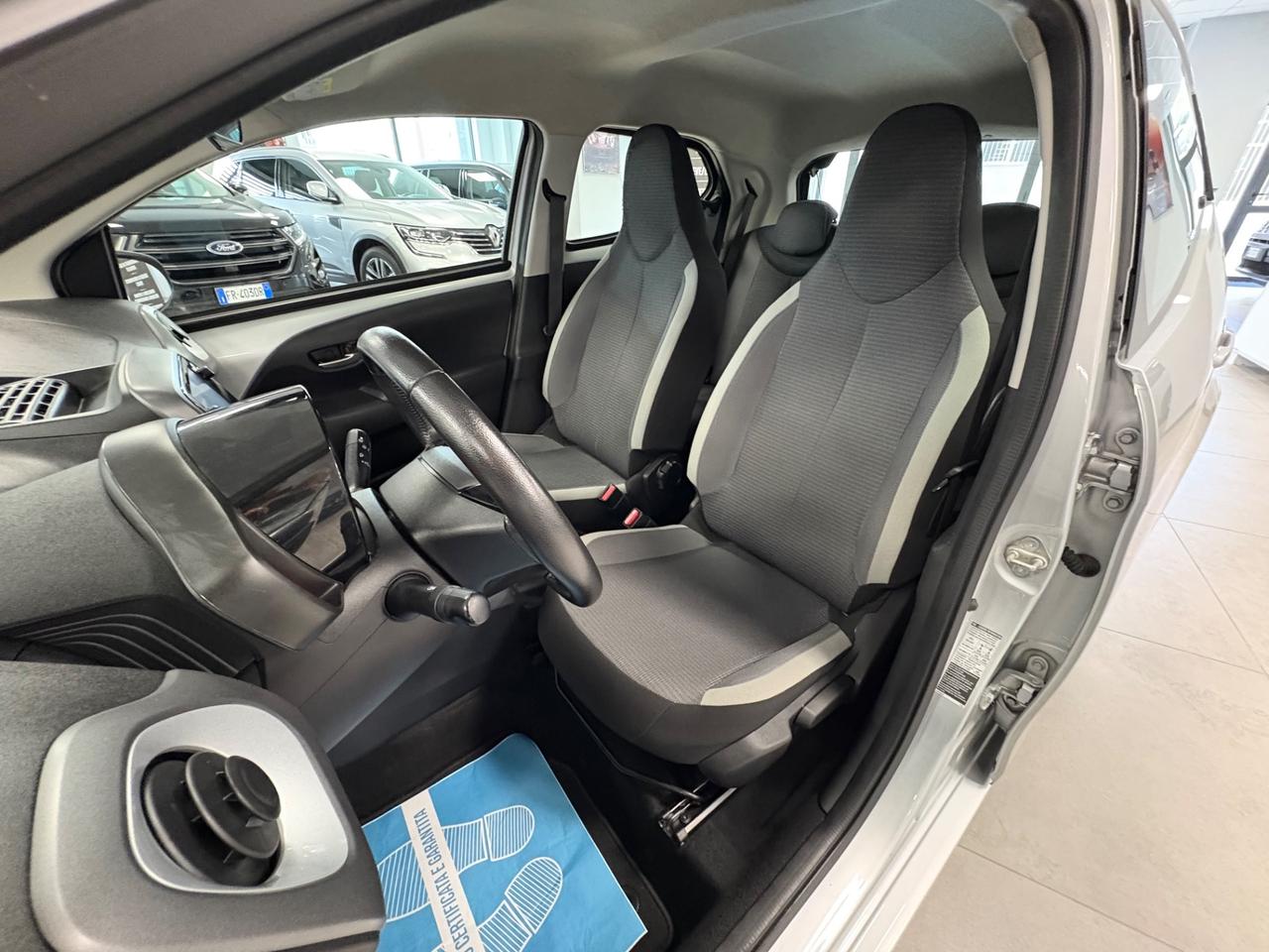 Toyota Aygo Connect 1.0 VVT-i 72 CV 5 porte x-fun