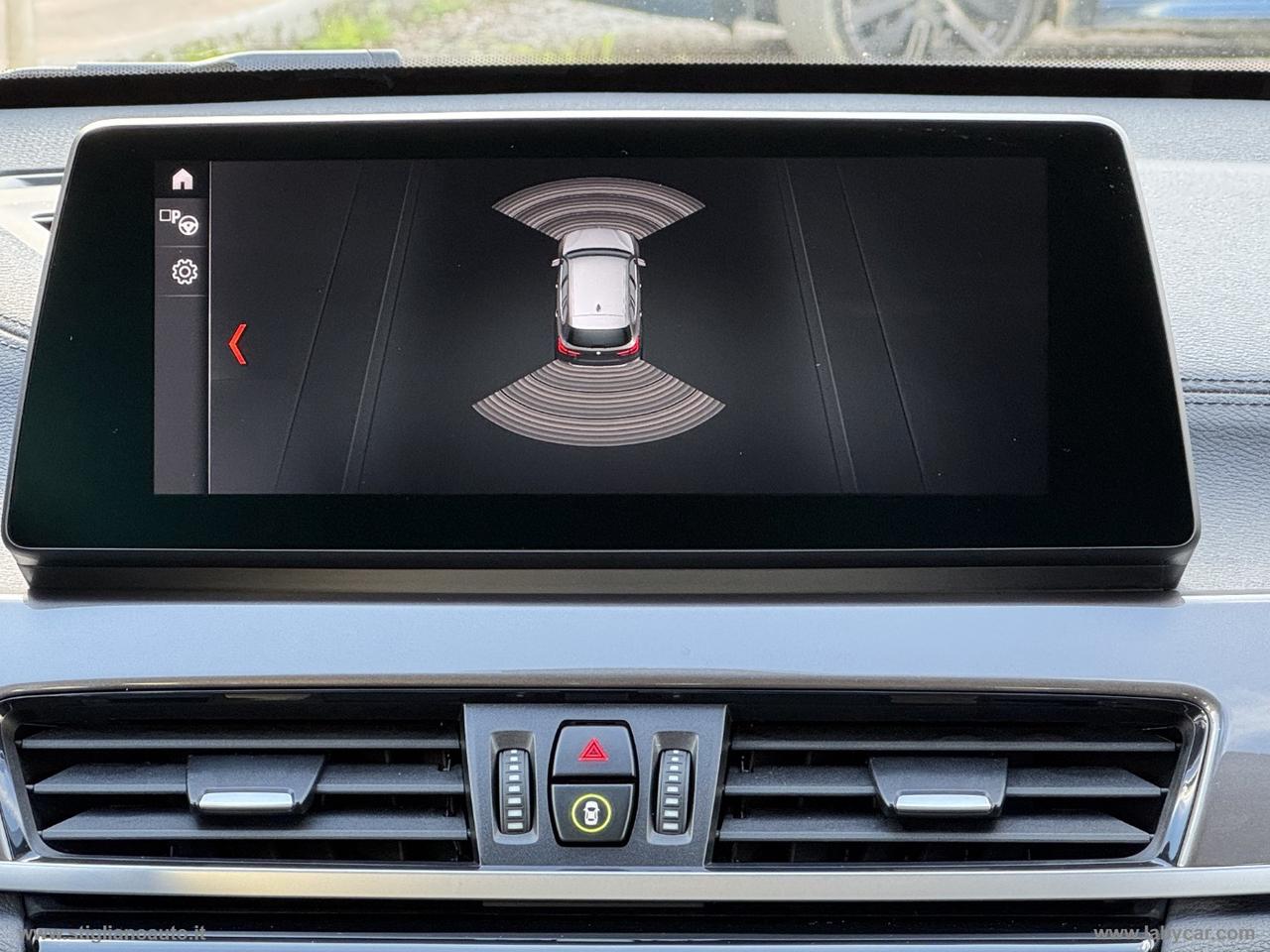 BMW X1 xDrive18d xLine Head-up display