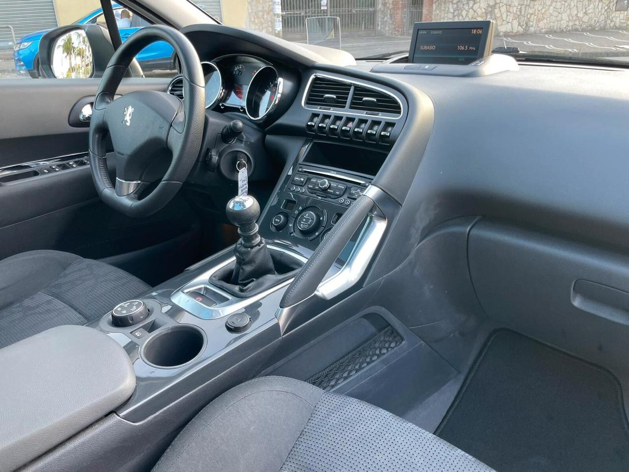 Peugeot 3008 2.0 HDi 150CV Business