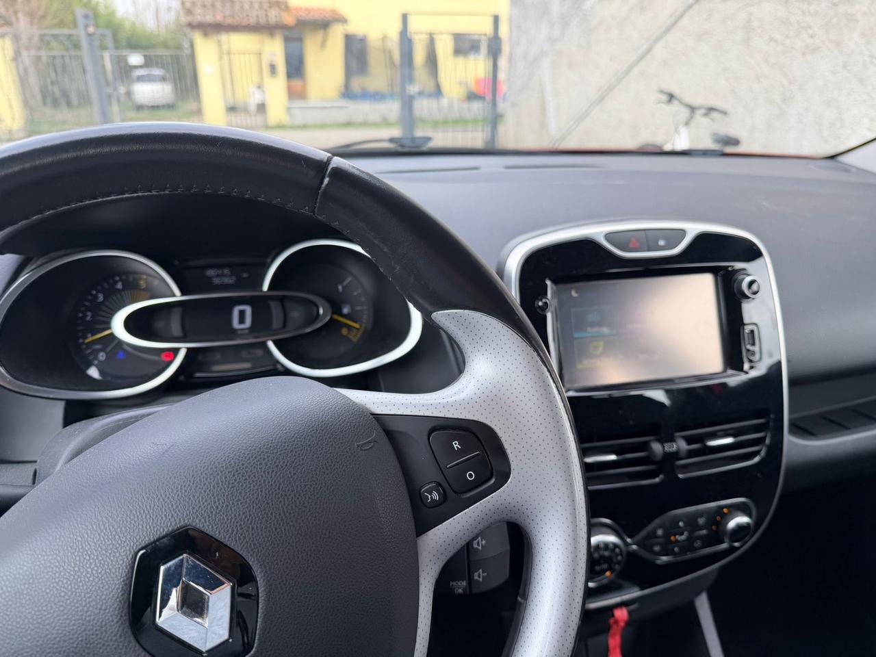 Renault Clio dCi 1.5 90CV EDC Start&Stop 5 porte Energy Duel