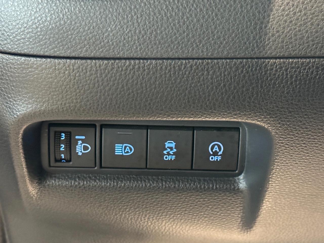 Toyota Aygo X 1.0 Active 72cv App conn Cam 17" (Neopat)