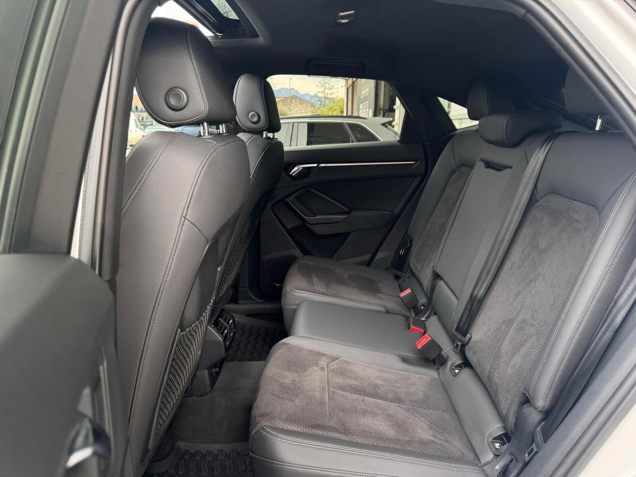 Audi Q3 SPB 35 TDI S tronic line edition - Tetto apribile