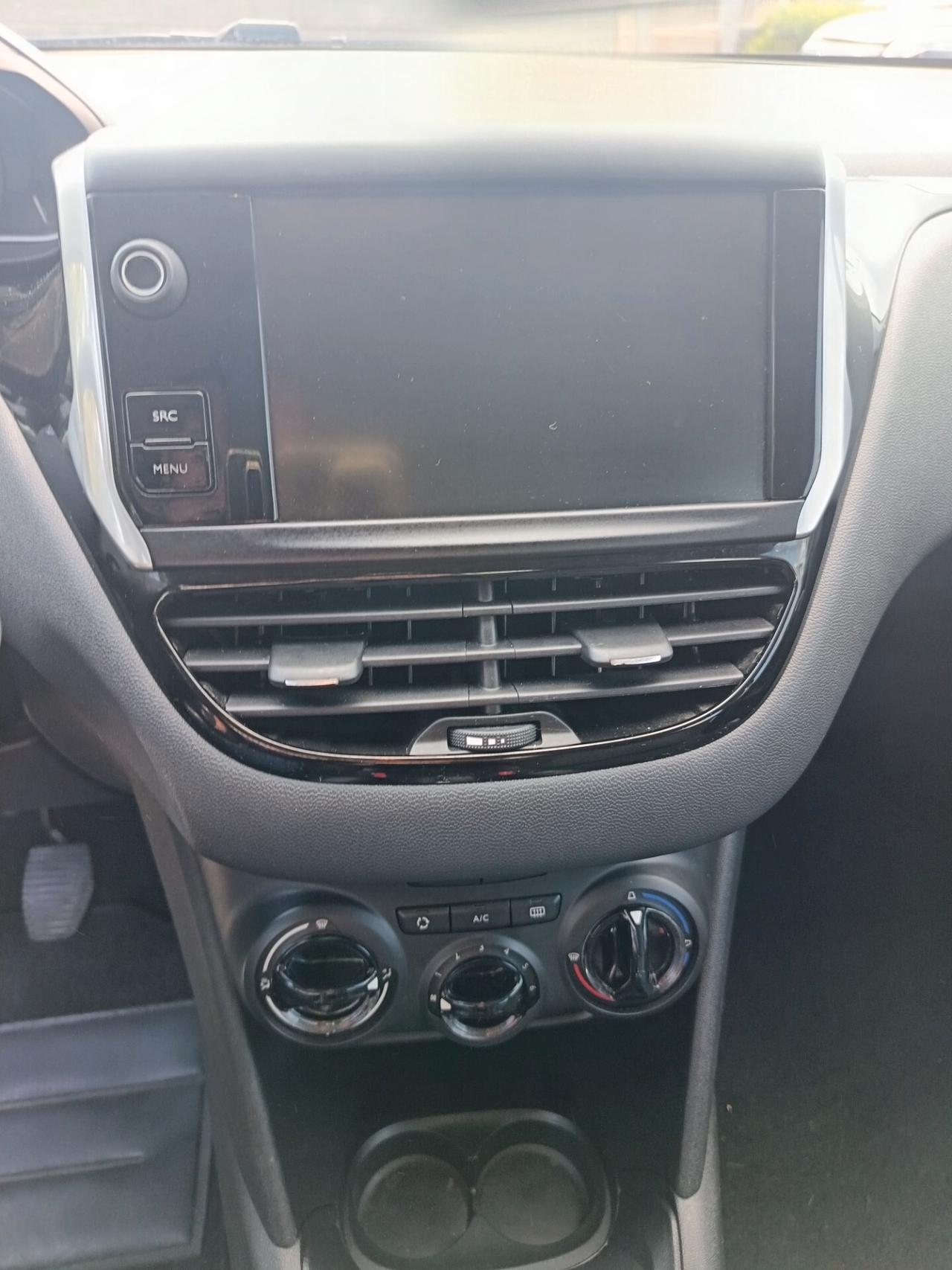 Peugeot 208 PureTech 82 5 porte Allure"FINO AL 15/08 P.P. INCLUSO"