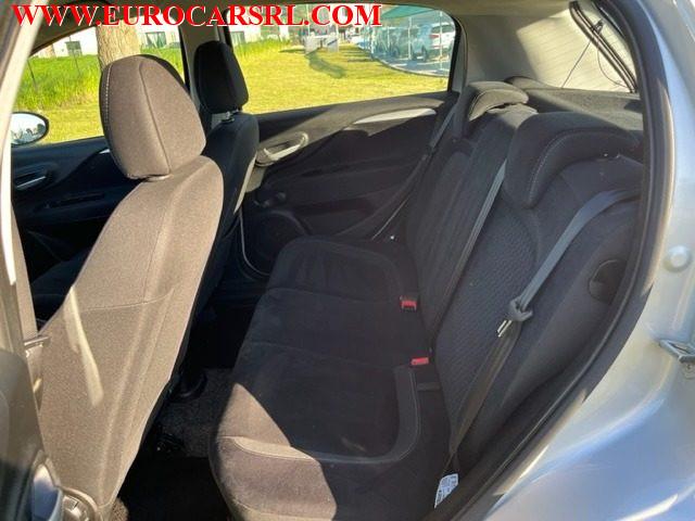 FIAT Punto 1.4 8V 5 porte Natural Power Lounge
