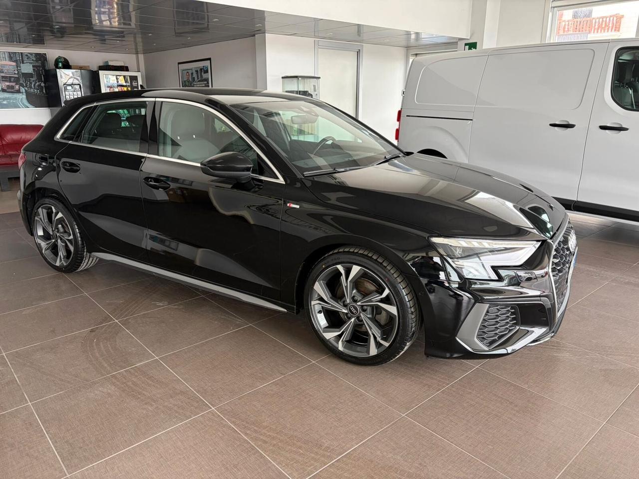 Audi A3 SPB 30 TDI S line edition