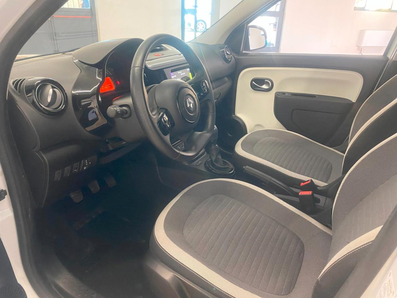Renault Twingo SCe 65 CV Intens