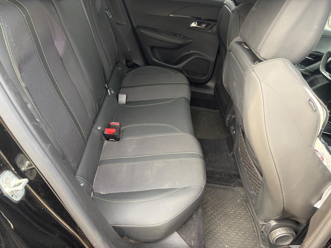 Peugeot 2008 Hybrid GT Exclusive 2025 INCIDENTATA