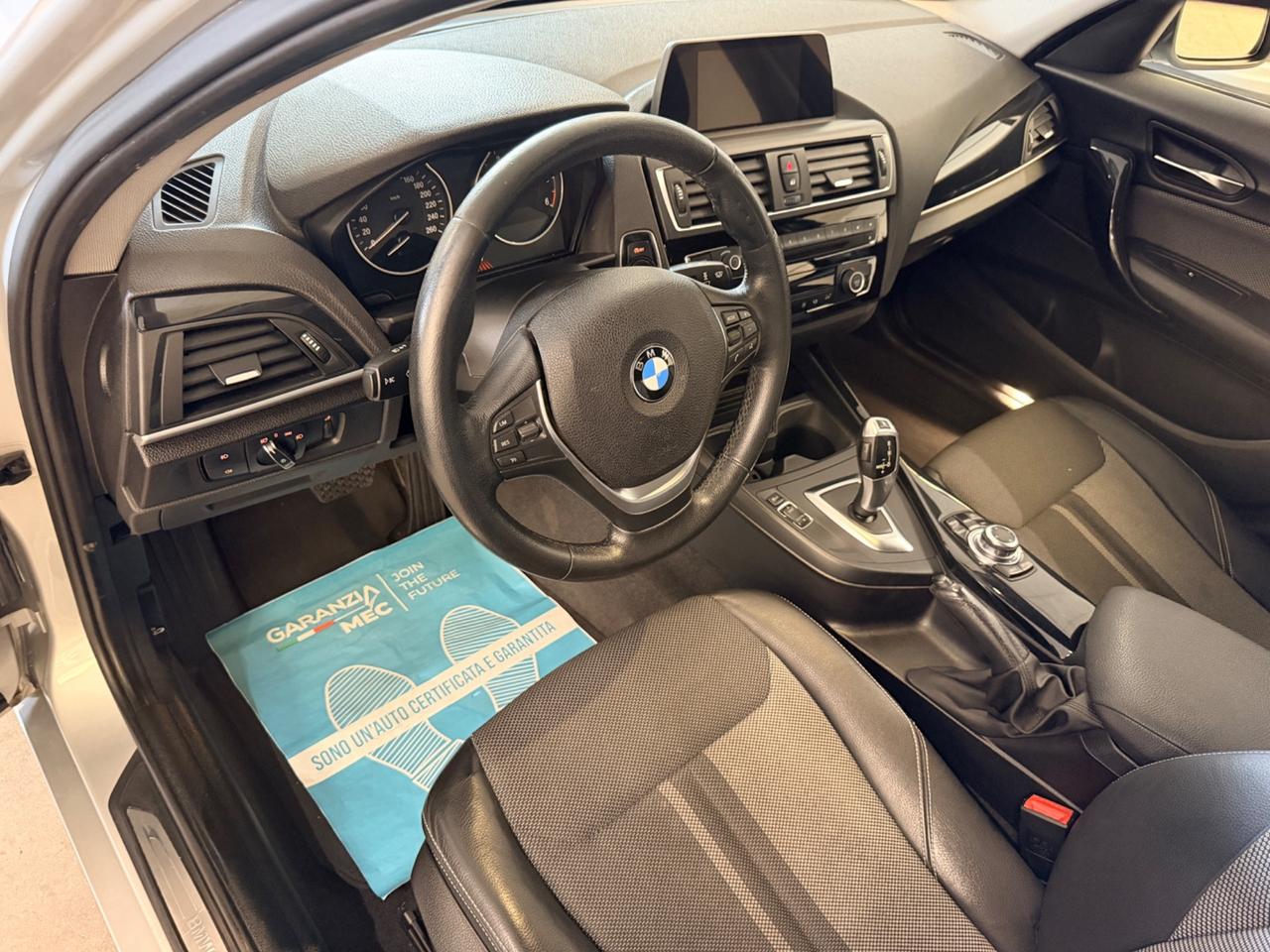 Bmw 116 116d 5p. Urban