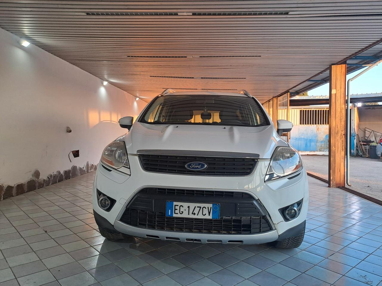 Ford Kuga 2.0 TDCi 140 CV 2WD Titanium DPF