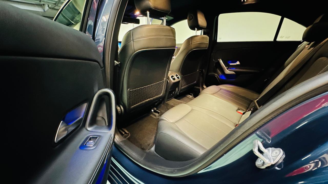 Mercedes-benz A 180 berlina Line Premium Plus.Full optional