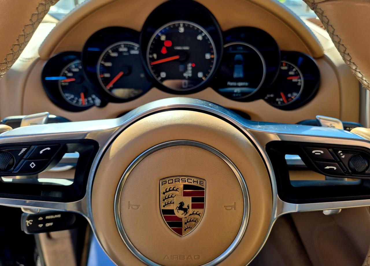 Porsche Cayenne 3.0 Diesel - Tetto apribile