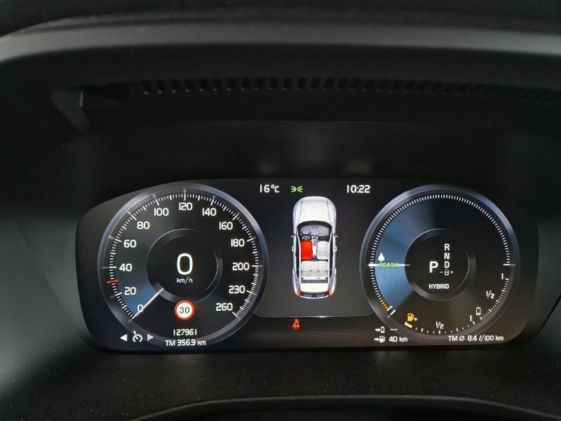 VOLVO XC40 T5 Twin Engine Geartronic Business Plus