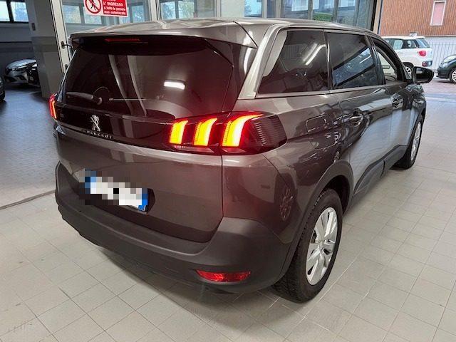 PEUGEOT 5008 BlueHDi 130 S&S EAT8 Business