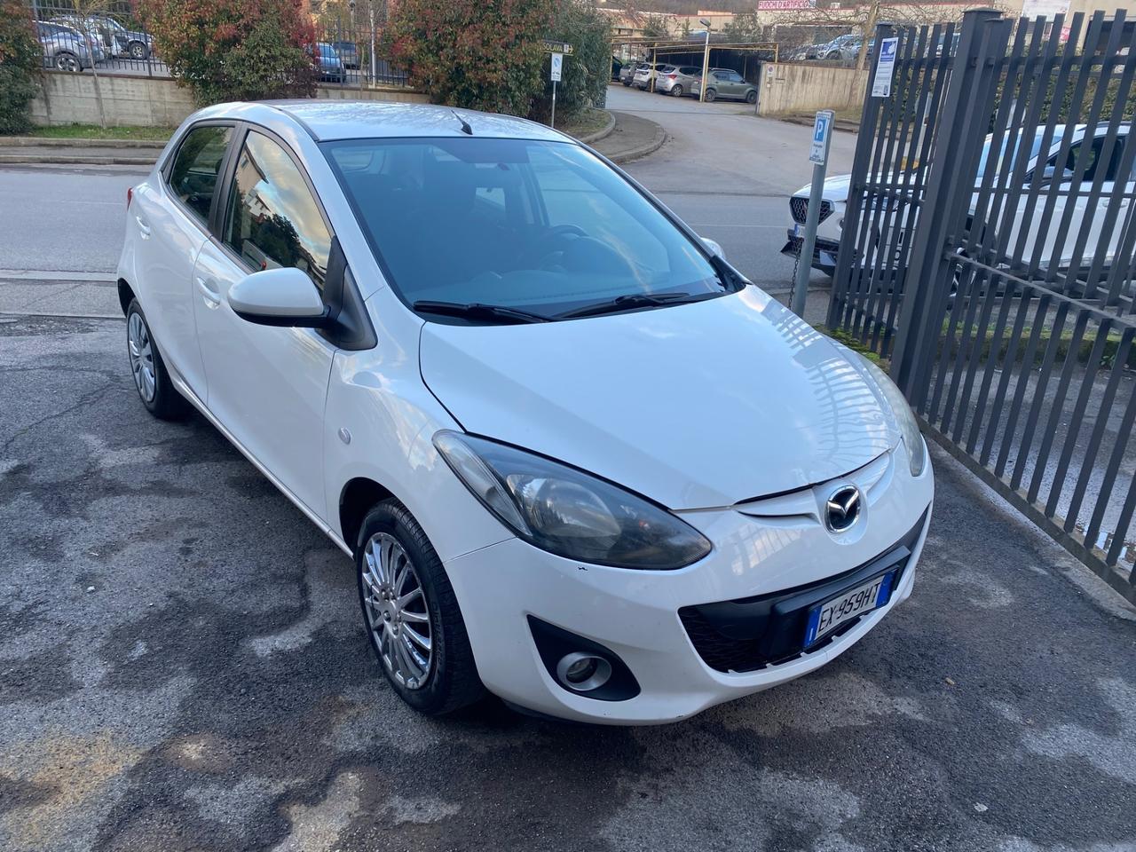 Mazda 2 Mazda2 1.3 16V 75CV 5p. Trendy