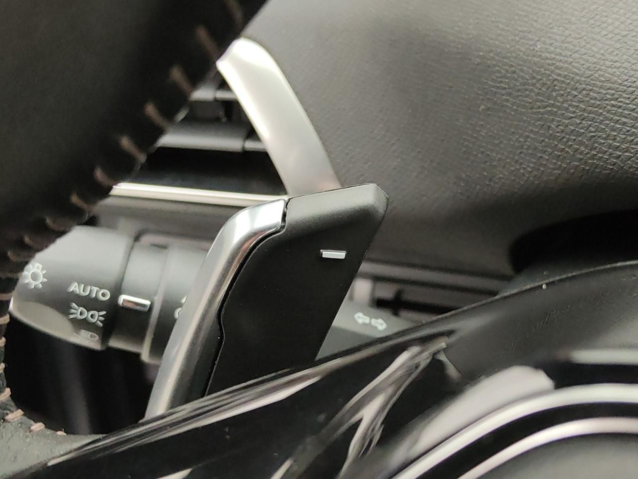 PEUGEOT 3008 II 2021 1.2 HYBRID 136CV ALLURE PACK E-DCS (CAMBIO AUTOMATICO)