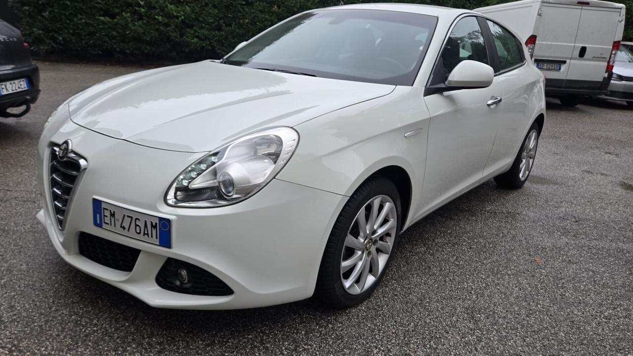 Alfa Romeo Giulietta 1.6 JTDm-2 105 CV Exclusive