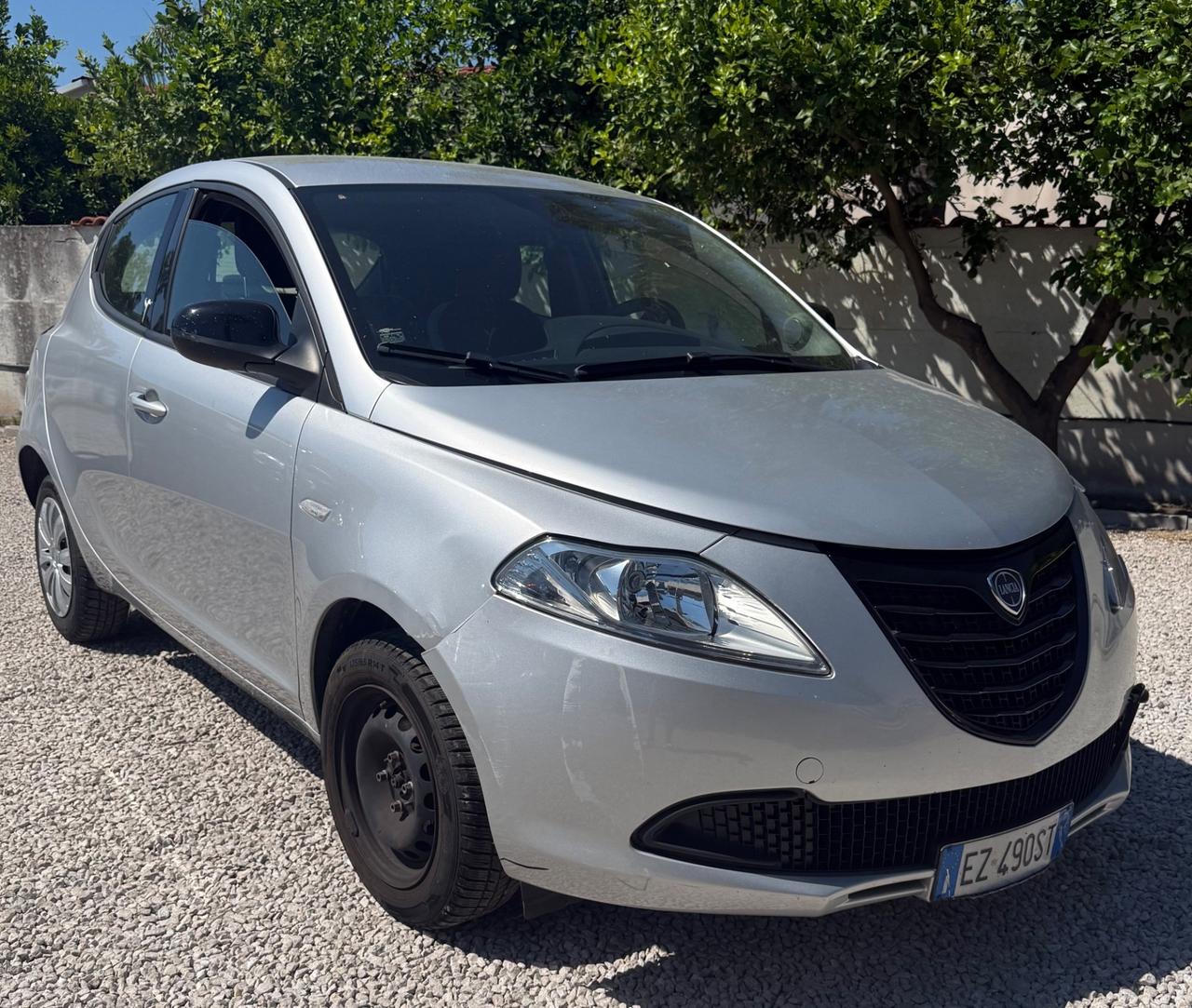 Lancia Ypsilon 1.2 69 CV 5 porte Elle