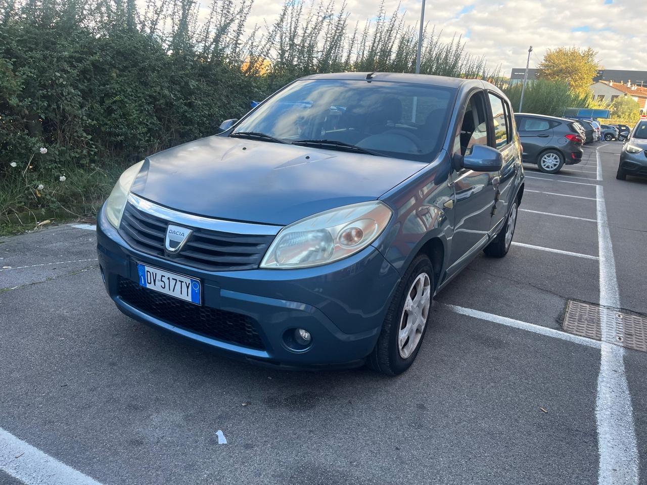 Dacia Sandero 1.2 16V Lauréate 2009 117.000 KM