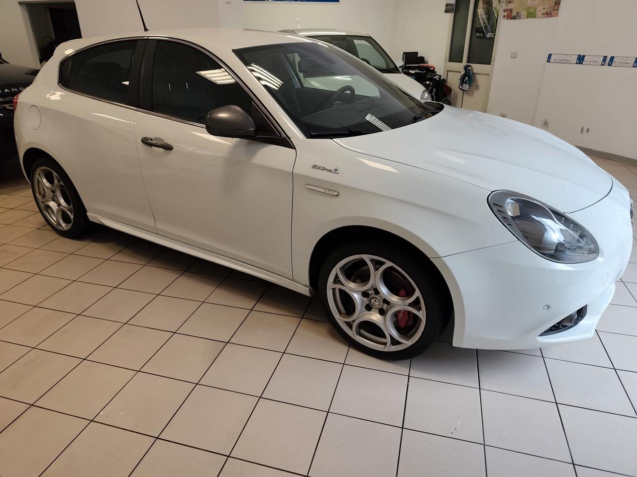 Alfa Romeo Giulietta 2.0 JTDm-2 150 CV Distinctive