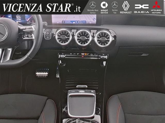 MERCEDES-BENZ A 220 d AMG ADVANCED PREMIUM