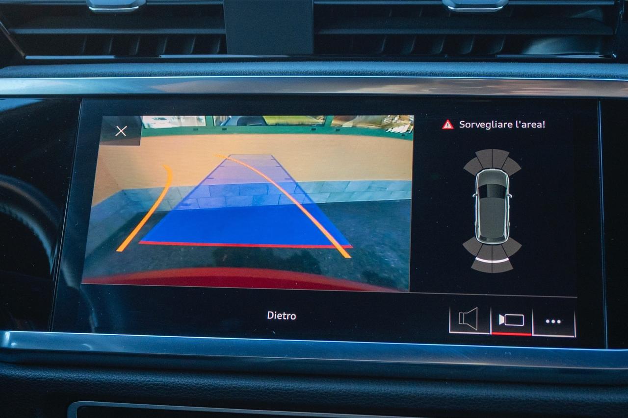 Audi Q3 35 TDI quattro S tronic S-line - GANCIO