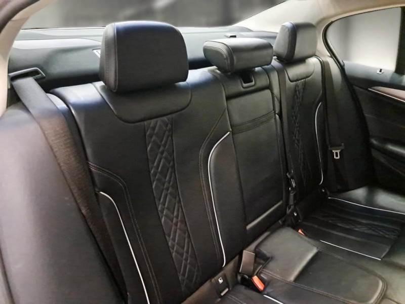 BMW Serie 5 Berlina 518 d Mild Hybrid 48V Business Steptronic