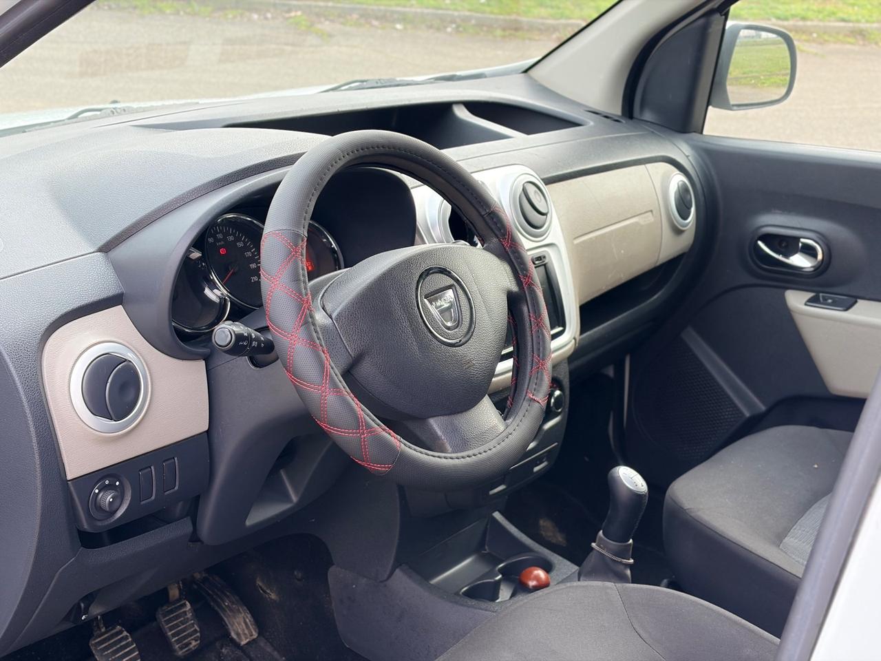 Dacia Dokker 1.5 dCi 2013 5 posti