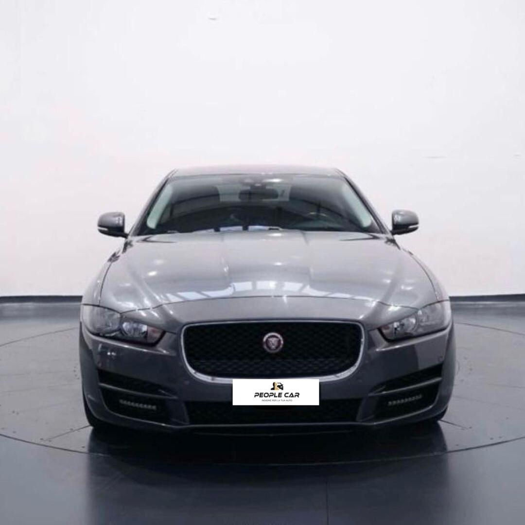 Jaguar XE 2.0 D Turbo aut. Pure **GARANZIA MOTORE**
