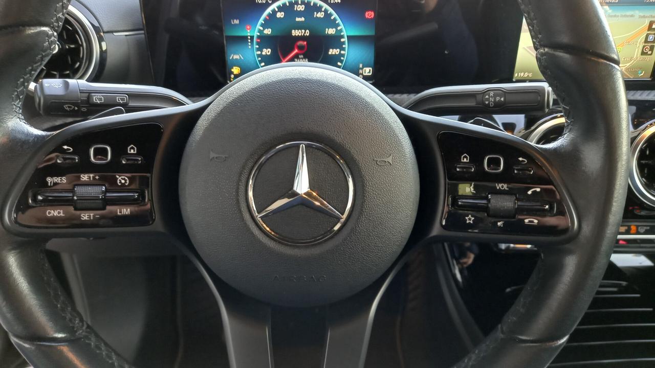 Mercedes-benz A 180 d Automatic Business Extra