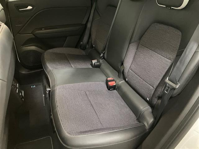 RENAULT Captur 1.6 E-Tech phev Intens 160cv auto my21