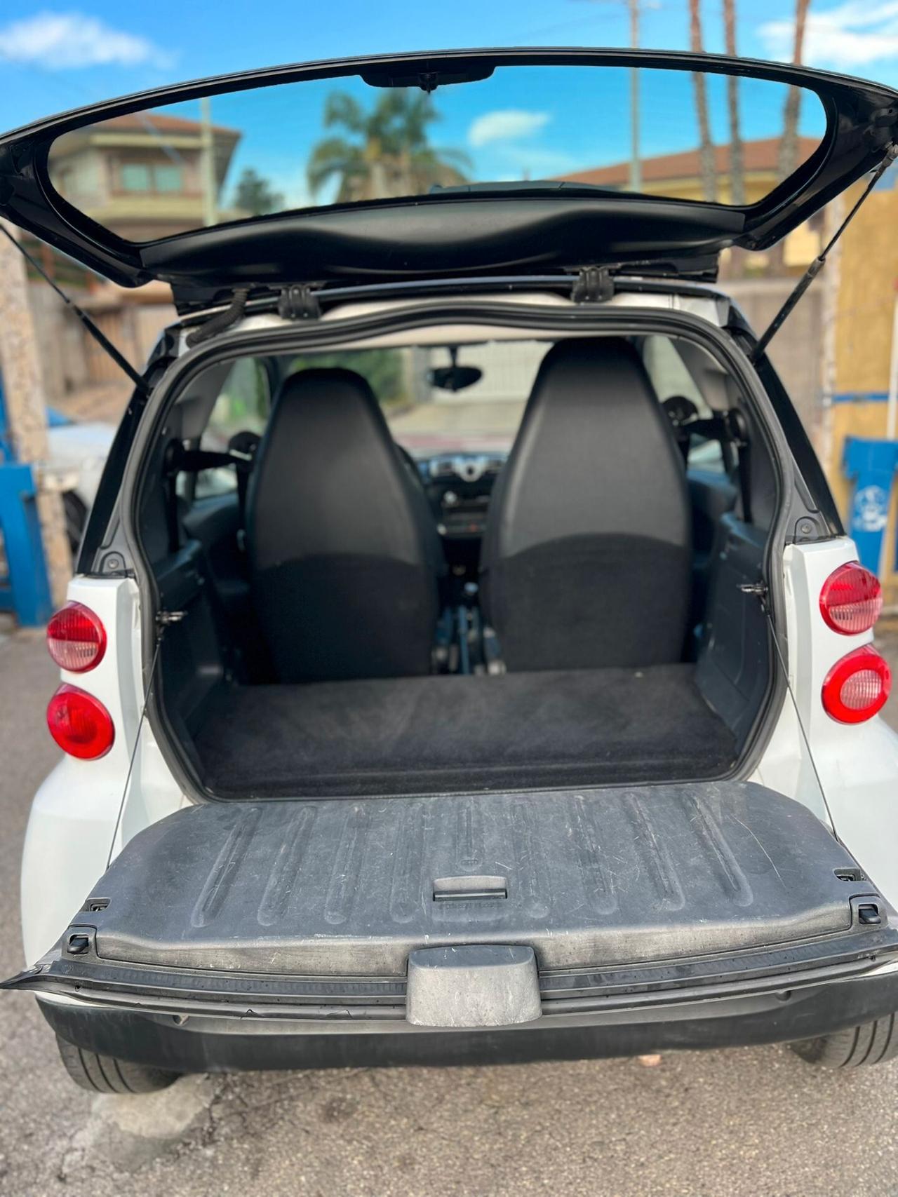 Smart ForTwo 1000 45 kW MHD coupé pure Teen II