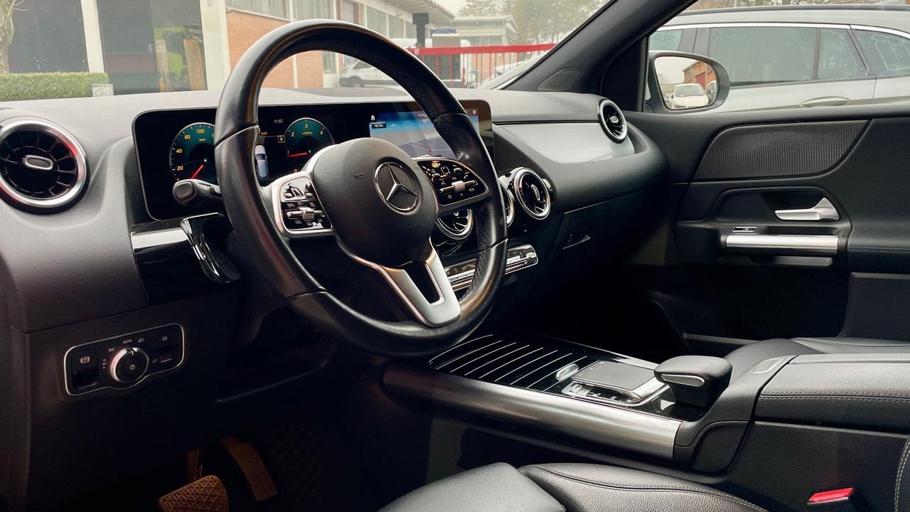 MERCEDES-BENZ CLASSE B 180D PREMIUM 116CV - PELLE, TETTO, VIRTUAL COCKPIT, NEOPATENTATI