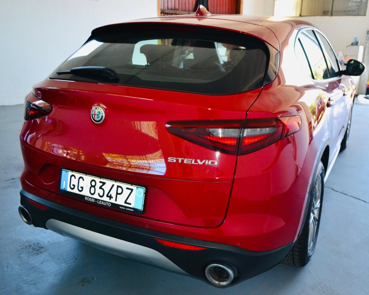 Alfa Romeo Stelvio 2.2 Turbodiesel 160 CV AT8 RWD Business