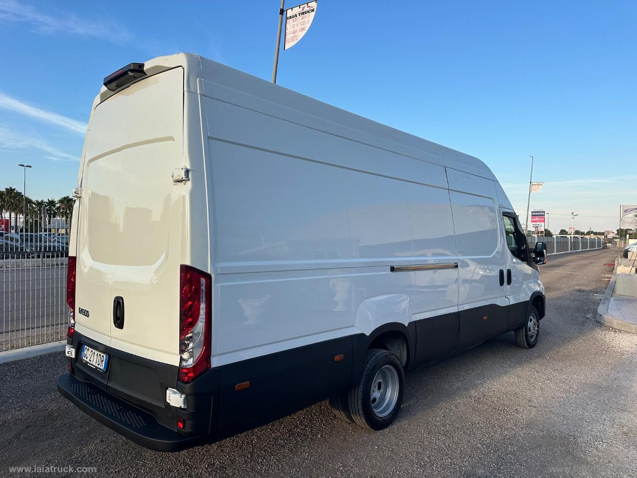 Daily35C14 GEMELLATO BENZ-METANO HIMATIC