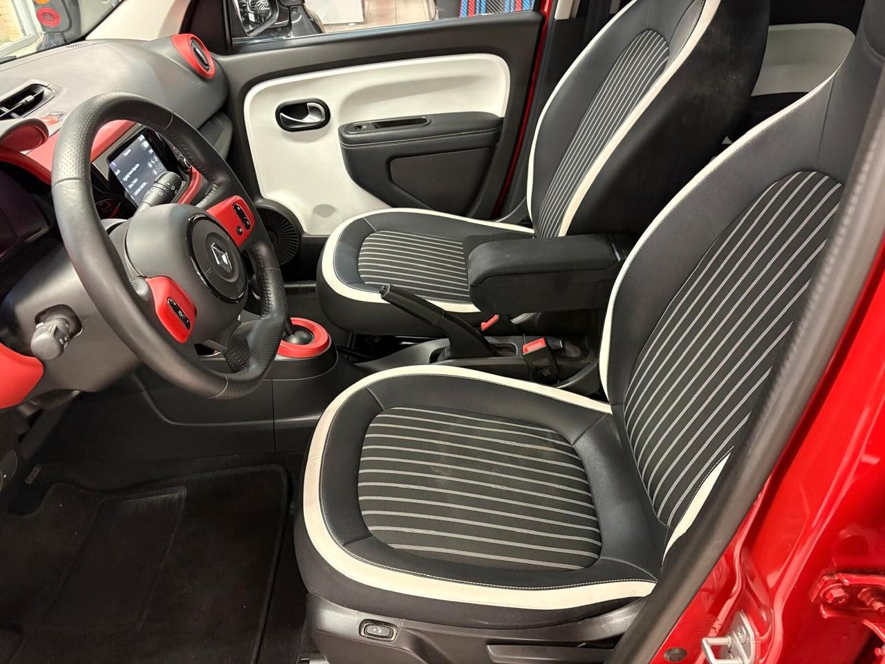 Renault Twingo Electric Urban Night