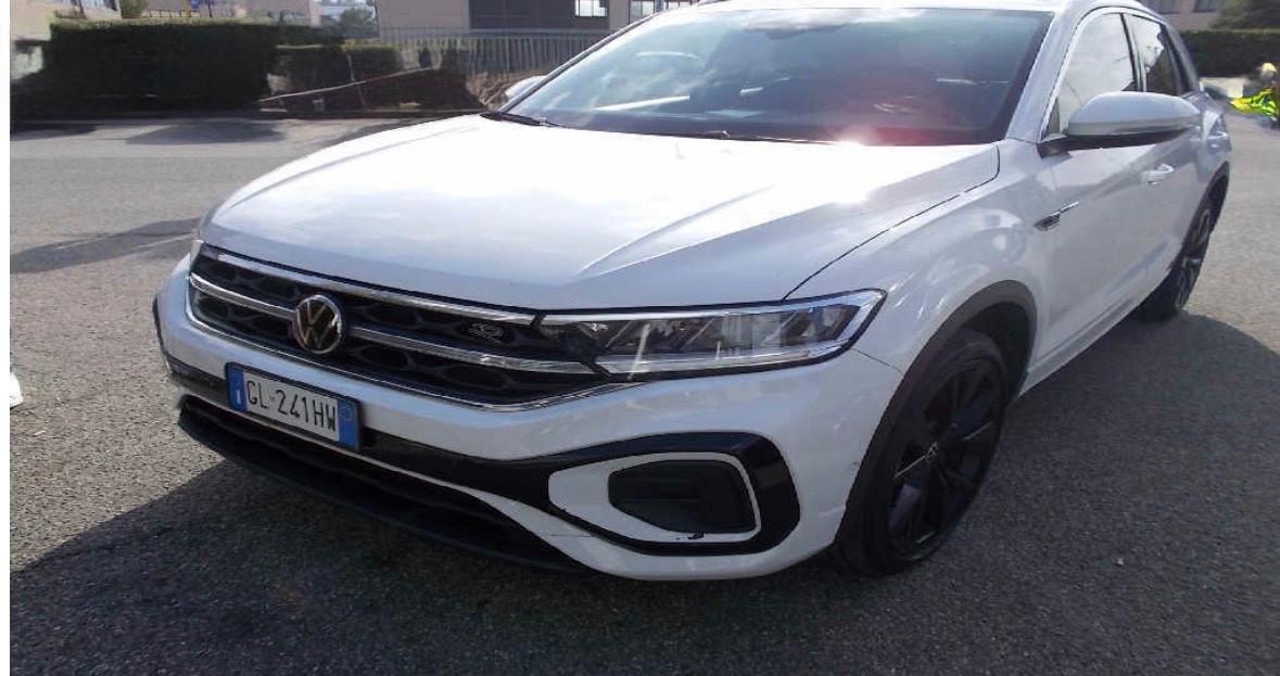 Volkswagen T-Roc 2.0 TDI 150 CV DSG R-Line Tetto apribile