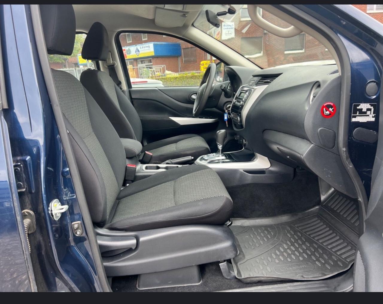 Nissan Navara 2.3 dCi 190 CV 7AT 4WD Double Cab N-Connecta Aut.