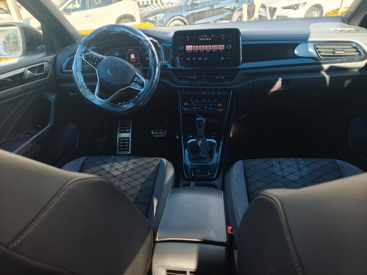 VW TROC 1.5TSI DSG R-LINE PLUS