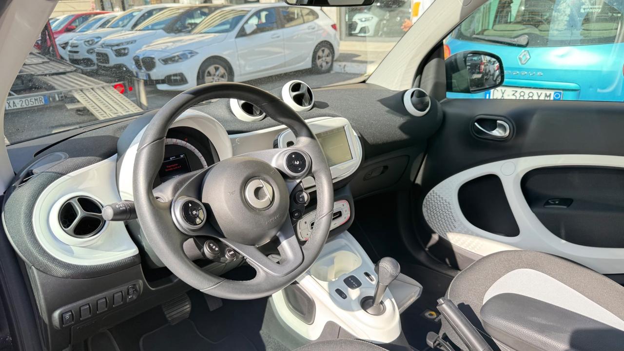 Smart ForTwo 90 0.9 Turbo twinamic PassionLED NAVI PANORAMA CERCHI PDC