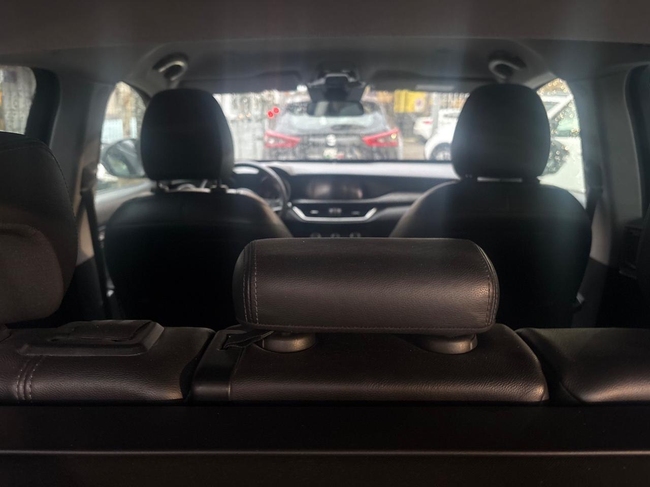 Alfa Romeo Stelvio 2.2 Turbodiesel 180 CV AT8 Business