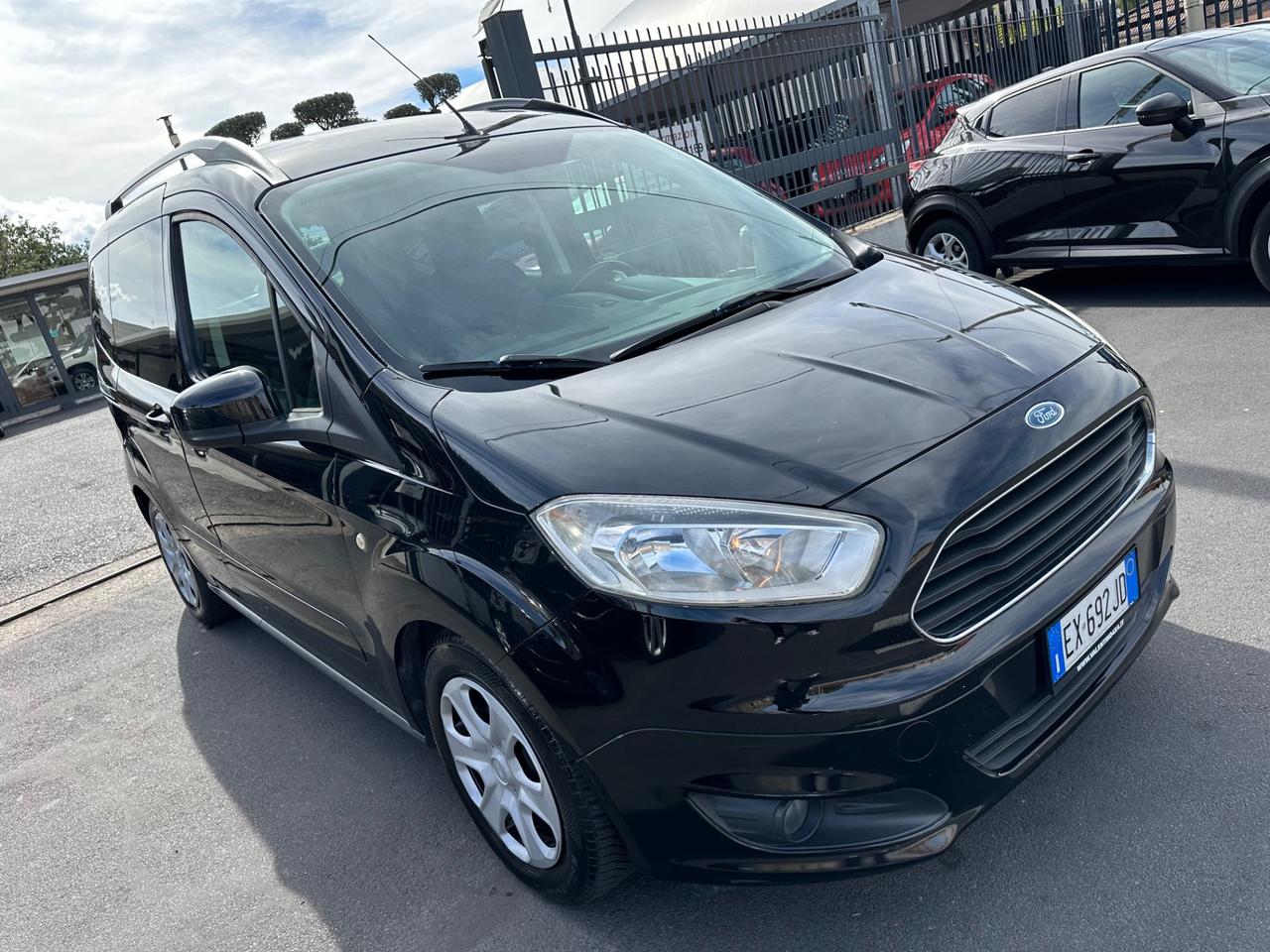 Ford Tourneo Courier 1.5 TDCI 75 CV Titanium