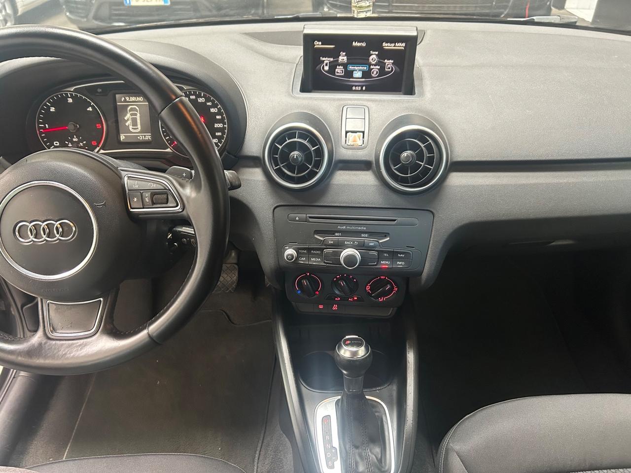 Audi A1 SPB 1.6 TDI 90cv S tronic Attraction neopatentati