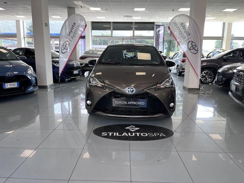 Toyota Yaris 1.5 Hybrid 5 porte Lounge Red/Bronze