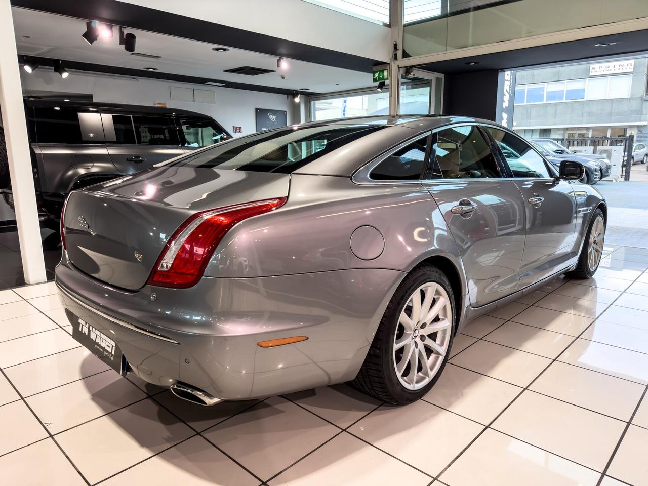 Jaguar XJ 3.0d V6 Premium Luxury - TETTO