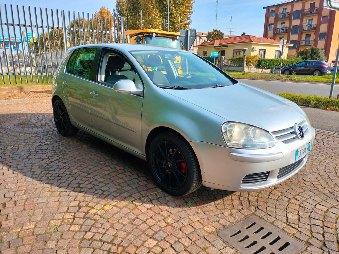 Volkswagen Golf 1.6 16V FSI 5p. Comfortline